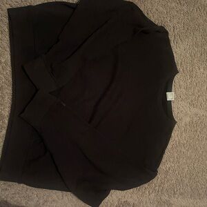 Black Crewneck Sweatshirt